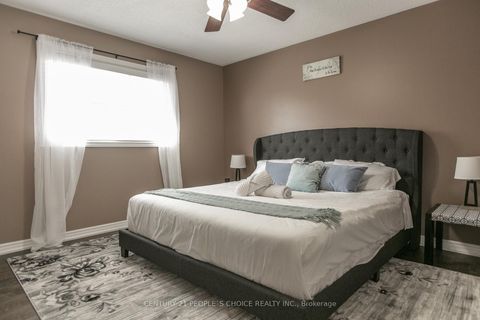 Photo 21 at 55 MARSELLUS Drive, Holly, Barrie