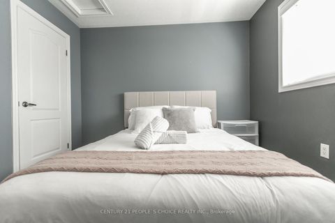 Photo 28 at 55 MARSELLUS Drive, Holly, Barrie