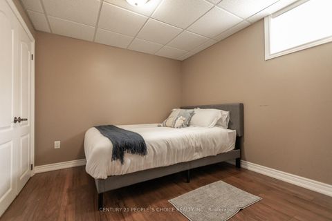 Photo 33 at 55 MARSELLUS Drive, Holly, Barrie