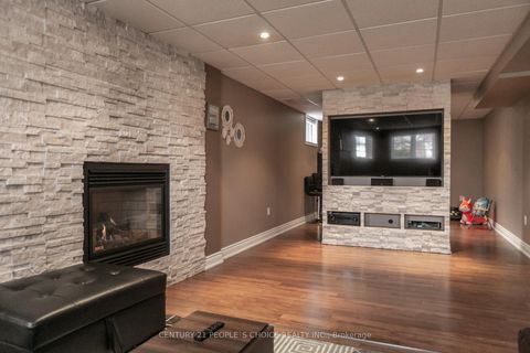 Photo 36 at 55 MARSELLUS Drive, Holly, Barrie