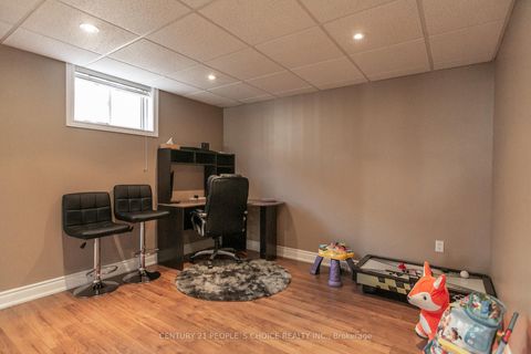 Photo 39 at 55 MARSELLUS Drive, Holly, Barrie