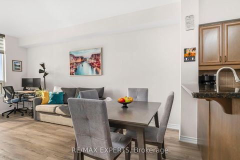 Photo 9 at 515 - 9225 Jane Street, Maple, Vaughan