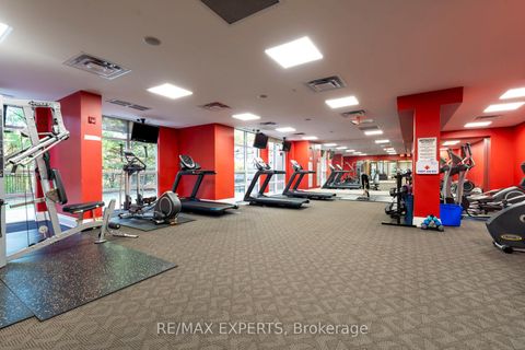 Photo 24 at 515 - 9225 Jane Street, Maple, Vaughan