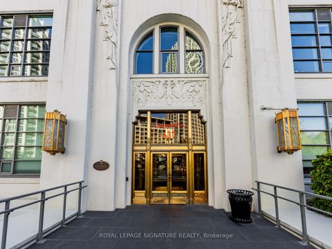 Photo 2 at 223 - 637 Lake Shore Boulevard W, Niagara, Toronto