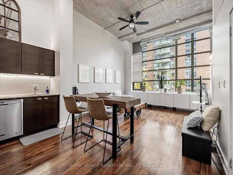 Photo 14 at 223 - 637 Lake Shore Boulevard W, Niagara, Toronto