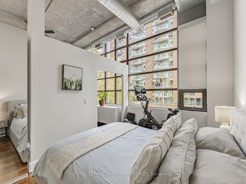 Photo 24 at 223 - 637 Lake Shore Boulevard W, Niagara, Toronto