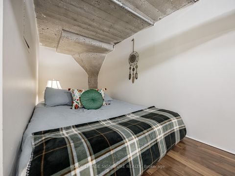 Photo 25 at 223 - 637 Lake Shore Boulevard W, Niagara, Toronto