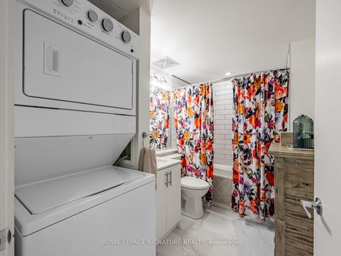 Photo 28 at 223 - 637 Lake Shore Boulevard W, Niagara, Toronto