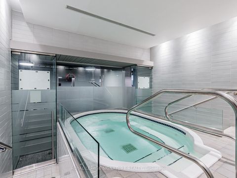 Photo 33 at 223 - 637 Lake Shore Boulevard W, Niagara, Toronto