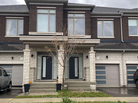 Photo 2 at 168 Tempel Street, Rural Richmond Hill, Richmond Hill