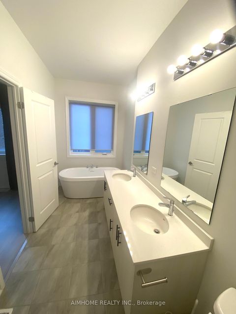 Photo 14 at 168 Tempel Street, Rural Richmond Hill, Richmond Hill