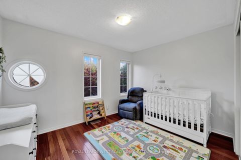Photo 9 at 272 Wildberry Crescent, Vellore Village, Vaughan
