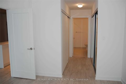Photo 10 at 1703 - 576 Front Street W, Waterfront Communities C1, Toronto