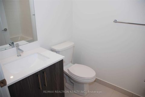 Photo 13 at 1703 - 576 Front Street W, Waterfront Communities C1, Toronto