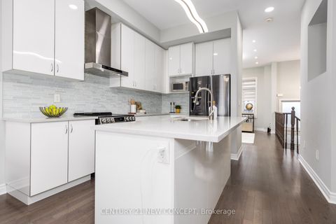 Photo 14 at 67 Lebovic Campus Drive, Patterson, Vaughan