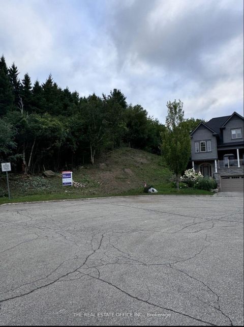 Photo 4 at 119 Stemmle Drive, Aurora Highlands, Aurora