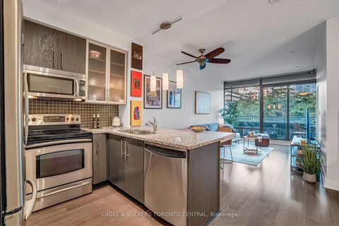 Photo 12 at 306 - 18 Yorkville Avenue, Annex, Toronto