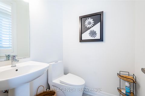 Photo 40 at 66 Merlin Street, GO Glenorchy, Oakville