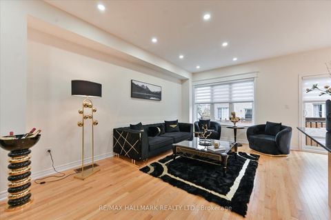 Photo 9 at 7 Buttonbush Lane, Oak Ridges Lake Wilcox, Richmond Hill