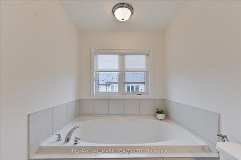 Photo 29 at 7 Buttonbush Lane, Oak Ridges Lake Wilcox, Richmond Hill