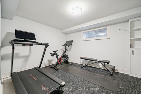 Photo 18 at 48 Arrowsmith Avenue, Amesbury, Toronto