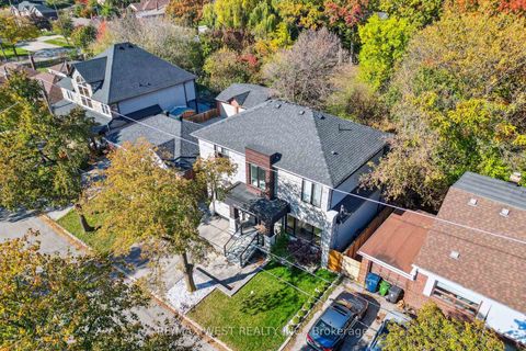 Photo 25 at 48 Arrowsmith Avenue, Amesbury, Toronto
