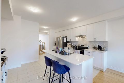 Photo 5 at 3227 Sixth Line, GO Glenorchy, Oakville