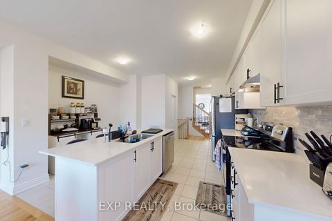 Photo 10 at 3227 Sixth Line, GO Glenorchy, Oakville