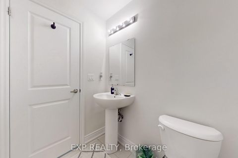 Photo 15 at 3227 Sixth Line, GO Glenorchy, Oakville