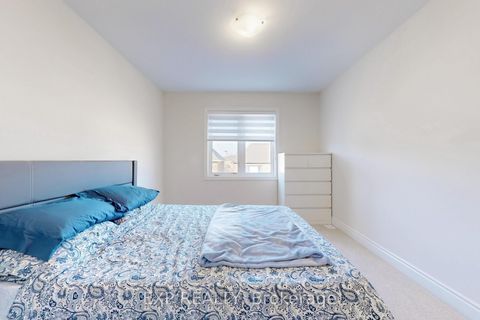 Photo 22 at 3227 Sixth Line, GO Glenorchy, Oakville