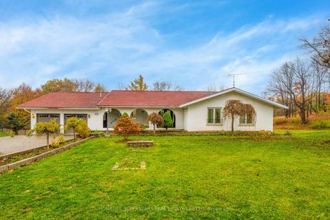 Photo 1 at 3885 89 Highway, Rural Innisfil, Innisfil