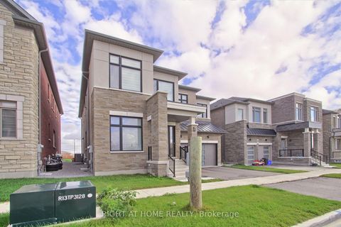 Photo 1 at 9 Backhouse Drive, Rural Richmond Hill, Richmond Hill