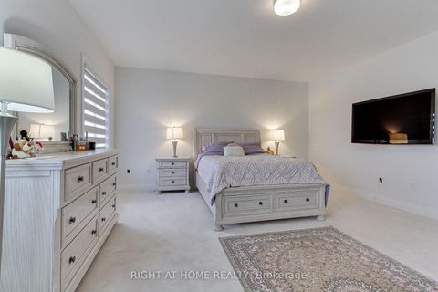 Photo 27 at 9 Backhouse Drive, Rural Richmond Hill, Richmond Hill