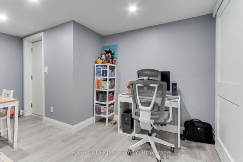 Photo 42 at 9 Backhouse Drive, Rural Richmond Hill, Richmond Hill