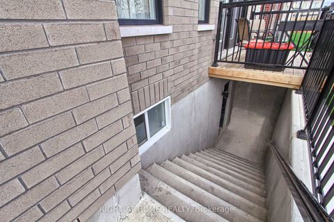 Photo 46 at 9 Backhouse Drive, Rural Richmond Hill, Richmond Hill