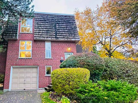 Photo 0 at 32 Scenic Mill Way, Windfields, Toronto