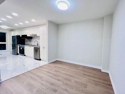 Photo 8 at 32 Scenic Mill Way, Windfields, Toronto