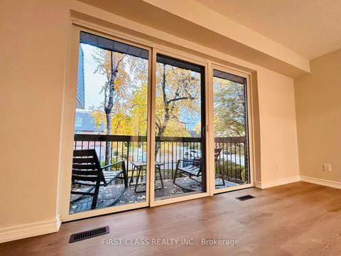 Photo 11 at 32 Scenic Mill Way, Windfields, Toronto