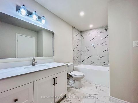 Photo 19 at 32 Scenic Mill Way, Windfields, Toronto