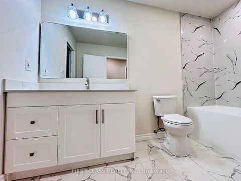 Photo 20 at 32 Scenic Mill Way, Windfields, Toronto