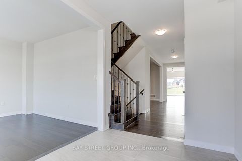 Photo 3 at 1580 Sharpe Street, Rural Innisfil, Innisfil