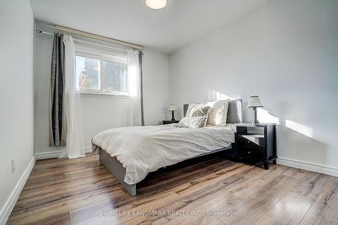 Photo 24 at 104 Tanjoe Crescent, Newtonbrook West, Toronto