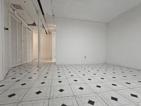 Photo 26 at 61 - 15 Brimwood Boulevard, Agincourt North, Toronto