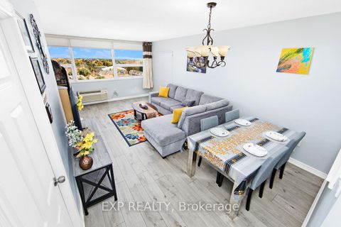 Photo 3 at 1111 - 121 Ling Road, West Hill, Toronto