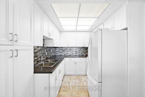 Photo 8 at 1111 - 121 Ling Road, West Hill, Toronto