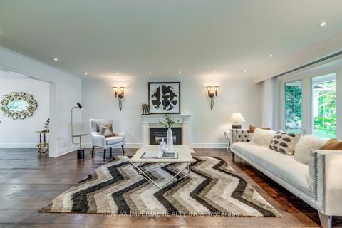 Photo 9 at 8 Medalist Road, Windfields, Toronto