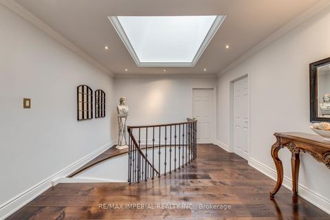 Photo 27 at 8 Medalist Road, Windfields, Toronto