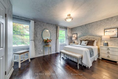 Photo 35 at 8 Medalist Road, Windfields, Toronto