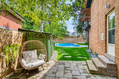 Photo 44 at 8 Medalist Road, Windfields, Toronto