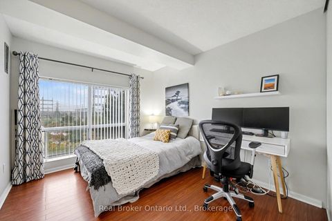 Photo 11 at 309 - 101 SUBWAY Crescent, City Centre West, Toronto